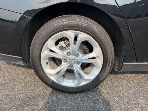 Used 2024 Honda Accord LX image 17