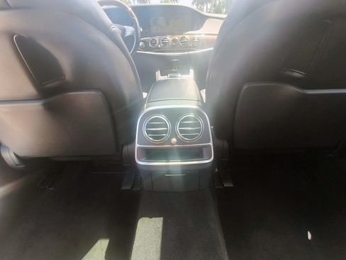 Used 2015 Mercedes-Benz S 550 Sedan image 12