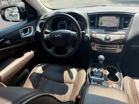 Used 2019 INFINITI QX60 Luxe w/ Sensory Package FWD image 12