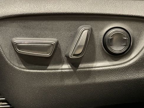 Certified 2025 Toyota Grand Highlander Limited image 14