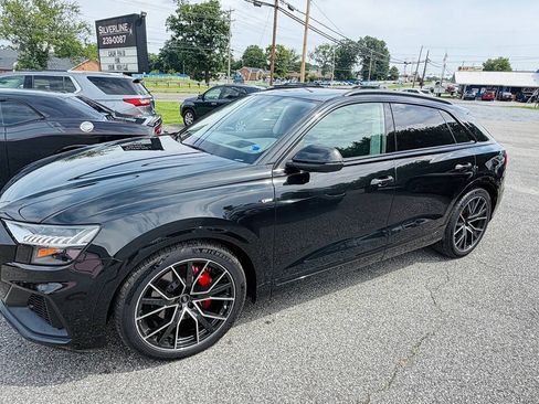 Used 2023 Audi Q8 Prestige AWD/4WD image 3