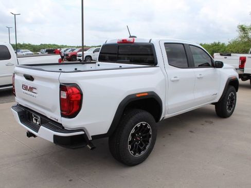 New 2026 GMC Canyon AT4 AWD/4WD image 5