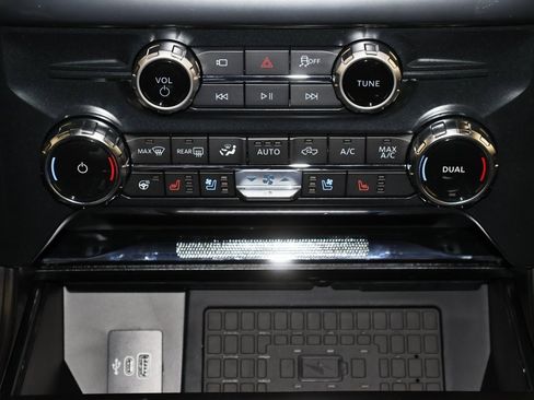 New 2025 Ford F150 Lariat w/ Bed Utility Package image 25