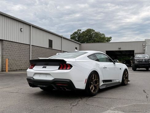Used 2025 Ford Mustang GT Premium w/ GT Performance Package RWD image 12
