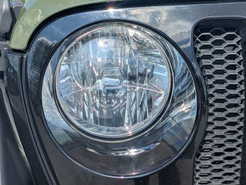 Used 2021 Jeep Wrangler Unlimited Sport image 10