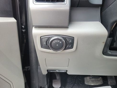 Used 2019 Ford F250 XLT image 37
