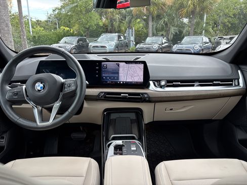 Used 2025 BMW X1 xDrive28i w/ Technology Package AWD/4WD image 28