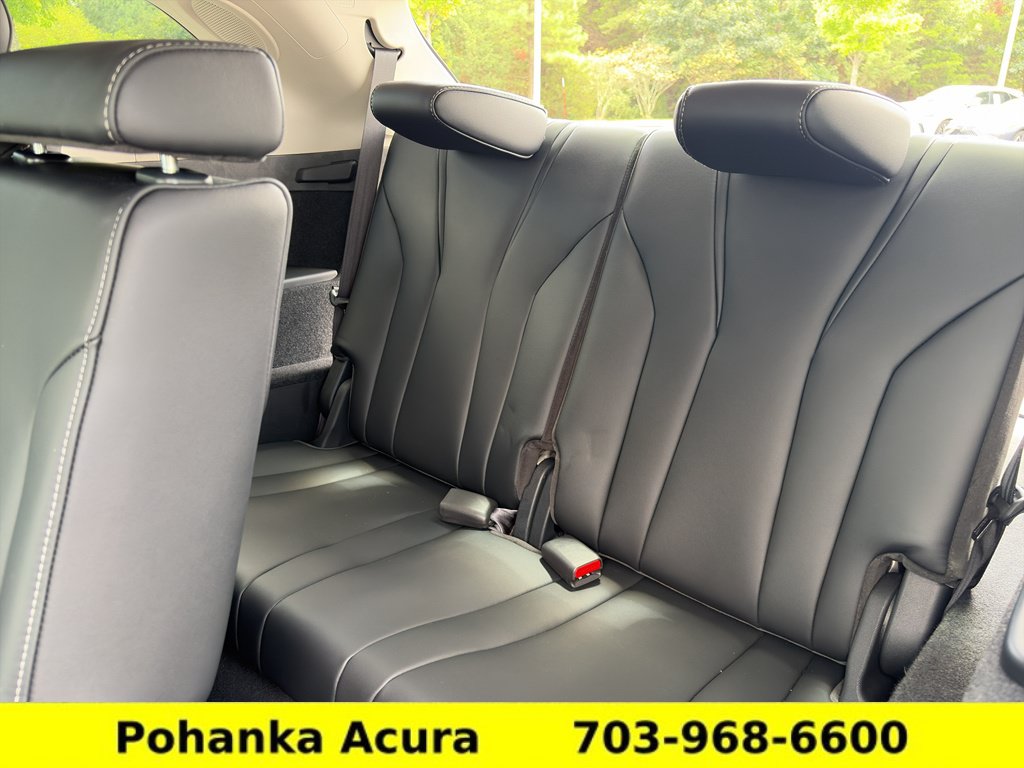 Certified 2026 Acura MDX w/ Technology Package FWD image 25