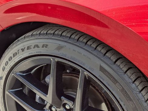 Used 2025 Honda Civic Sport image 30