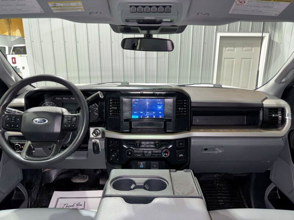 Used 2023 Ford F250 XL w/ XL Driver Assist Package AWD/4WD image 17
