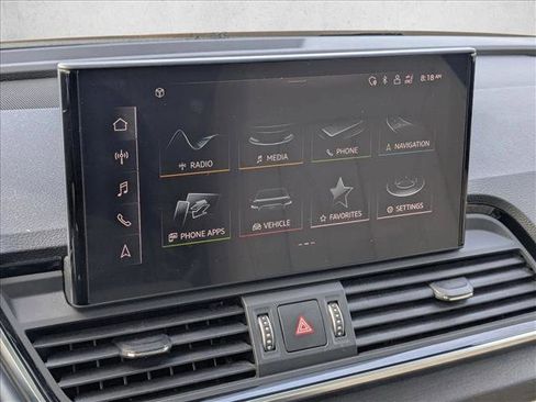 Used 2021 Audi Q5 Premium w/ Convenience Package image 14