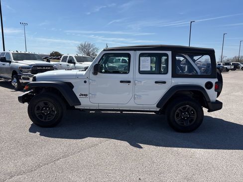 Used 2025 Jeep Wrangler Sport image 2