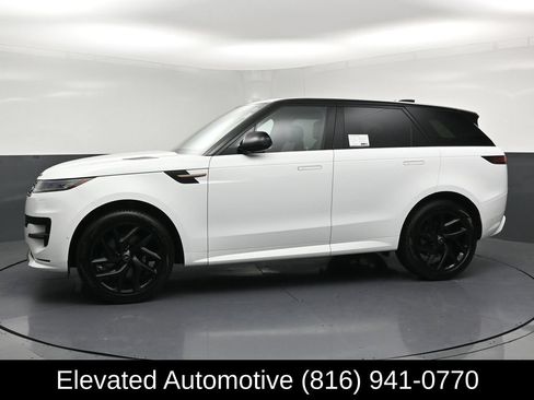 Used 2024 Land Rover Range Rover Sport Dynamic SE AWD/4WD image 2