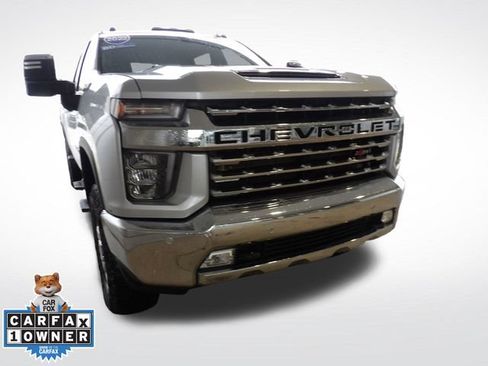 Used 2022 Chevrolet Silverado 2500 LTZ AWD/4WD image 2