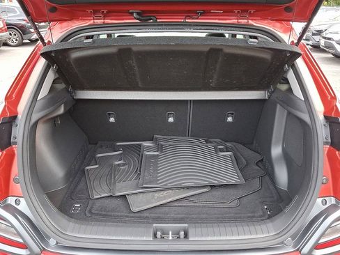 Used 2021 Hyundai Kona Limited w/ Cargo Package image 28