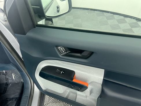 Used 2023 Ford Maverick XLT FWD image 23