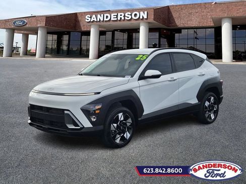 Used 2025 Hyundai Kona SEL image 7