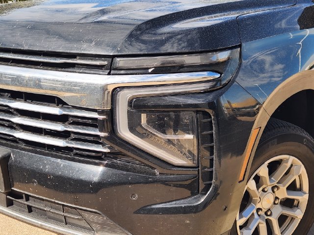 Used 2025 Chevrolet Tahoe LT AWD/4WD image 8