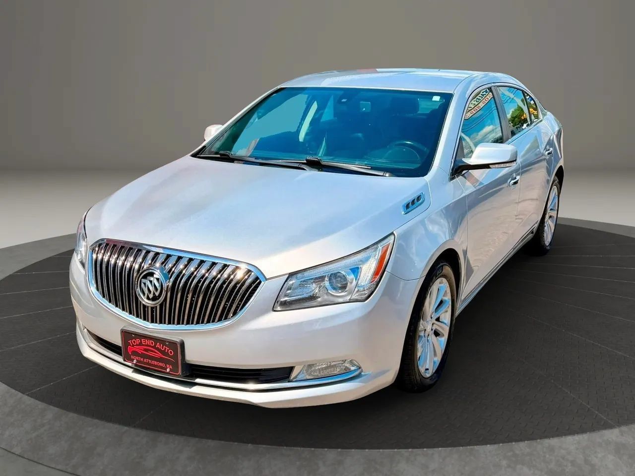 Used 2016 Buick LaCrosse Leather FWD image 1