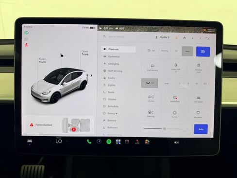 Used 2022 Tesla Model Y Performance AWD/4WD image 16