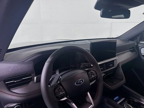 New 2025 Ford Explorer ST-Line w/ Premium Package AWD/4WD image 9