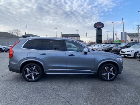 Used 2019 Volvo XC90 T6 R-Design w/ Advanced Package image 8
