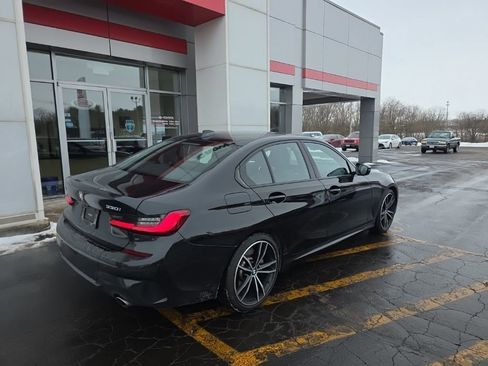 Used 2021 BMW 330i xDrive 330i xDrive image 3