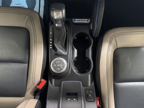 Used 2023 Ford Bronco Wildtrak AWD/4WD image 28