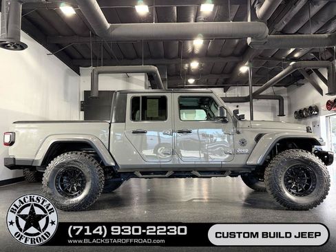Used 2020 Jeep Gladiator Overland w/ Popular Equipment Package AWD/4WD image 1