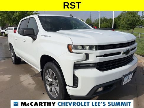 Used 2021 Chevrolet Silverado 1500 RST RWD image 2