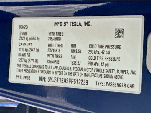Used 2023 Tesla Model 3 Standard Range image 12