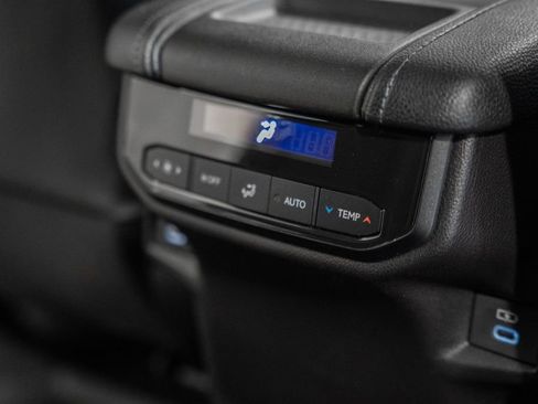 New 2026 Toyota Grand Highlander XLE image 32