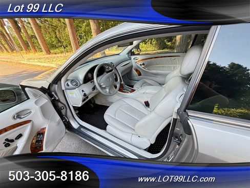 Used 2005 Mercedes-Benz CLK 320 Coupe image 26