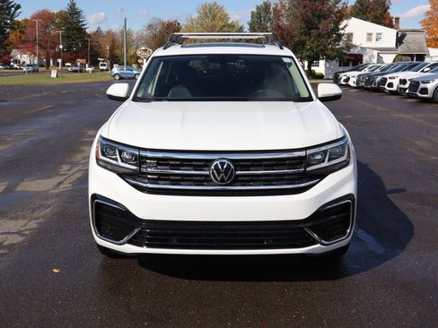 Used 2021 Volkswagen Atlas SE w/ Panoramic Sunroof Package image 2
