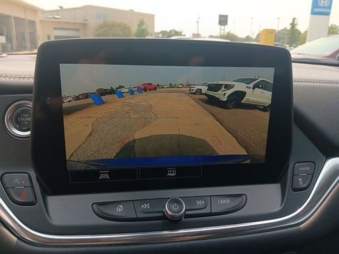 Used 2025 Chevrolet Blazer LT image 15