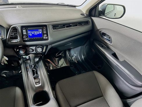 Used 2020 Honda HR-V LX image 21