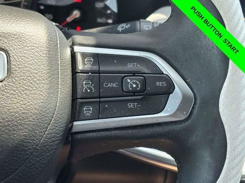 Used 2023 Jeep Compass Limited AWD/4WD image 14