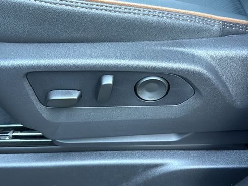 New 2026 GMC Yukon AT4 w/ AT4 Premium Package AWD/4WD image 18
