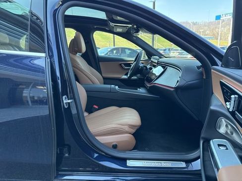 New 2026 Mercedes-Benz E 350 4MATIC Sedan image 24
