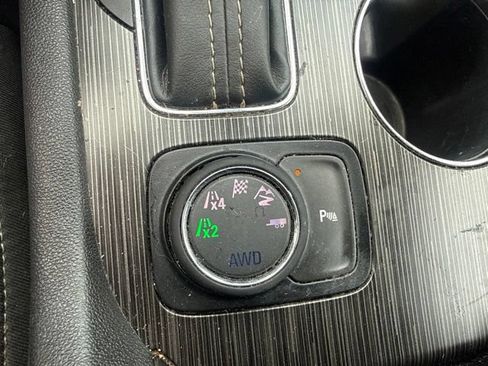 Used 2018 GMC Acadia SLT AWD/4WD image 7