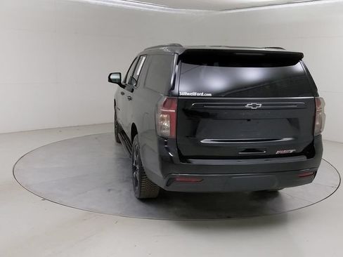 Used 2024 Chevrolet Suburban RST w/ Luxury Package AWD/4WD image 17