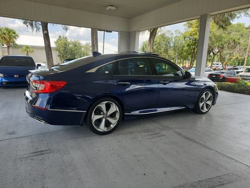 Used 2019 Honda Accord Touring image 5