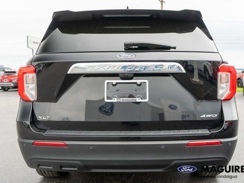Used 2023 Ford Explorer XLT AWD/4WD image 7