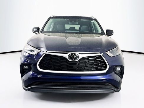New 2026 Toyota Highlander XLE AWD/4WD image 2