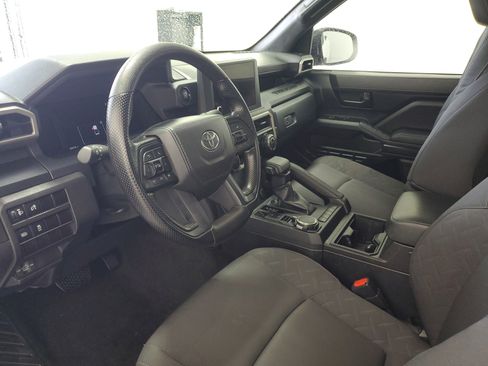 Certified 2025 Toyota Tacoma SR AWD/4WD image 17