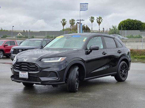 Certified 2026 Honda HR-V Sport image 3