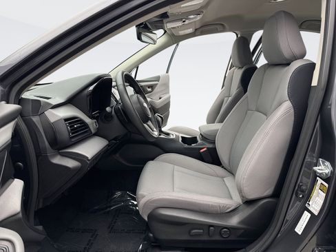Used 2025 Subaru Legacy Premium image 11
