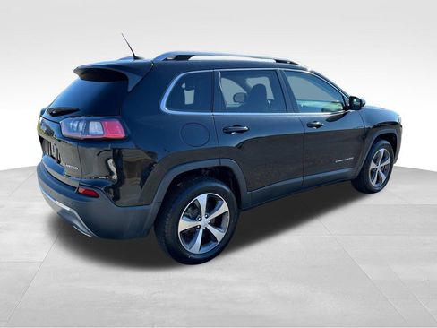 Used 2020 Jeep Cherokee Limited image 3