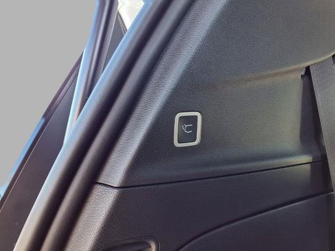 New 2026 Chrysler Pacifica Select image 27