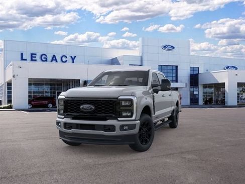 New 2026 Ford F250 Lariat w/ Black Appearance Package AWD/4WD image 2